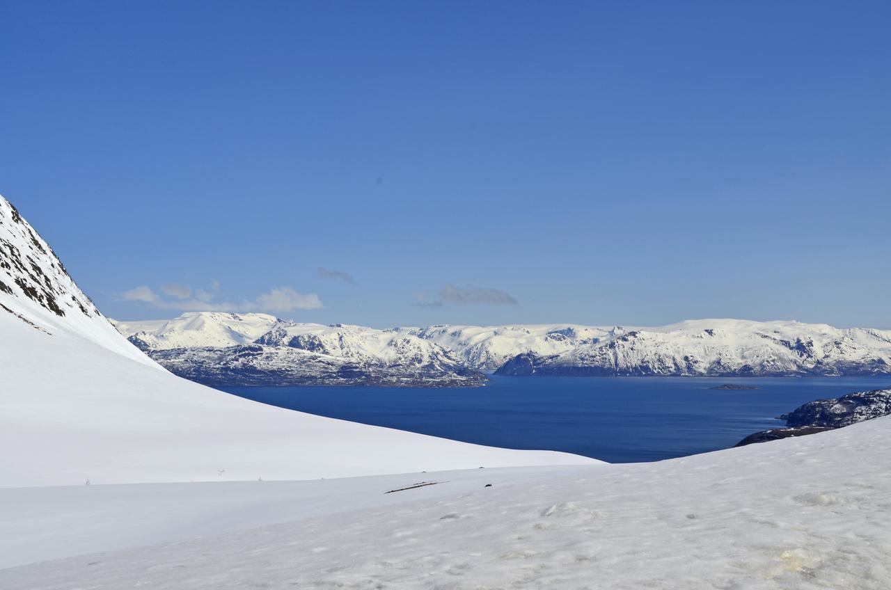 Gildetun Hotel Kvaenangsfjellet ภายนอก รูปภาพ