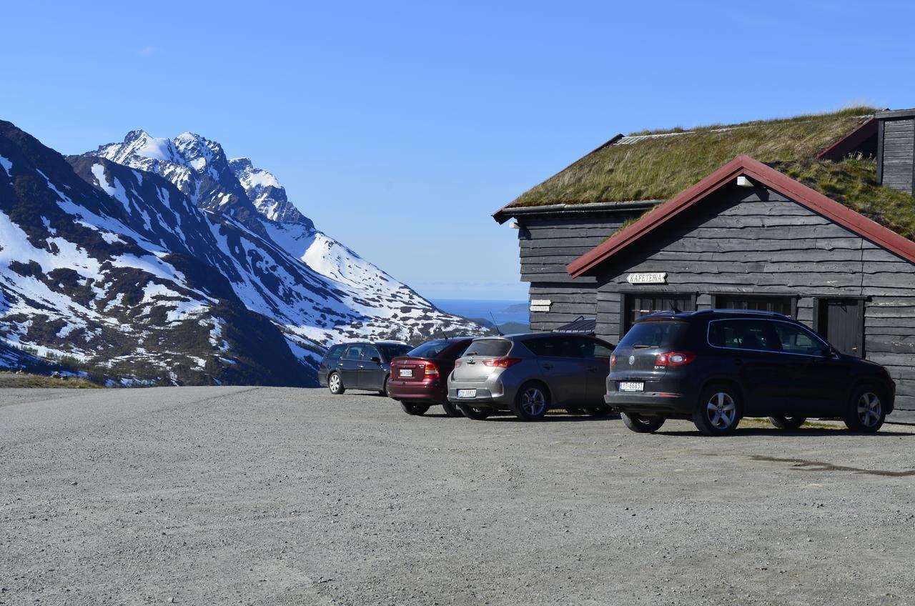 Gildetun Hotel Kvaenangsfjellet ภายนอก รูปภาพ