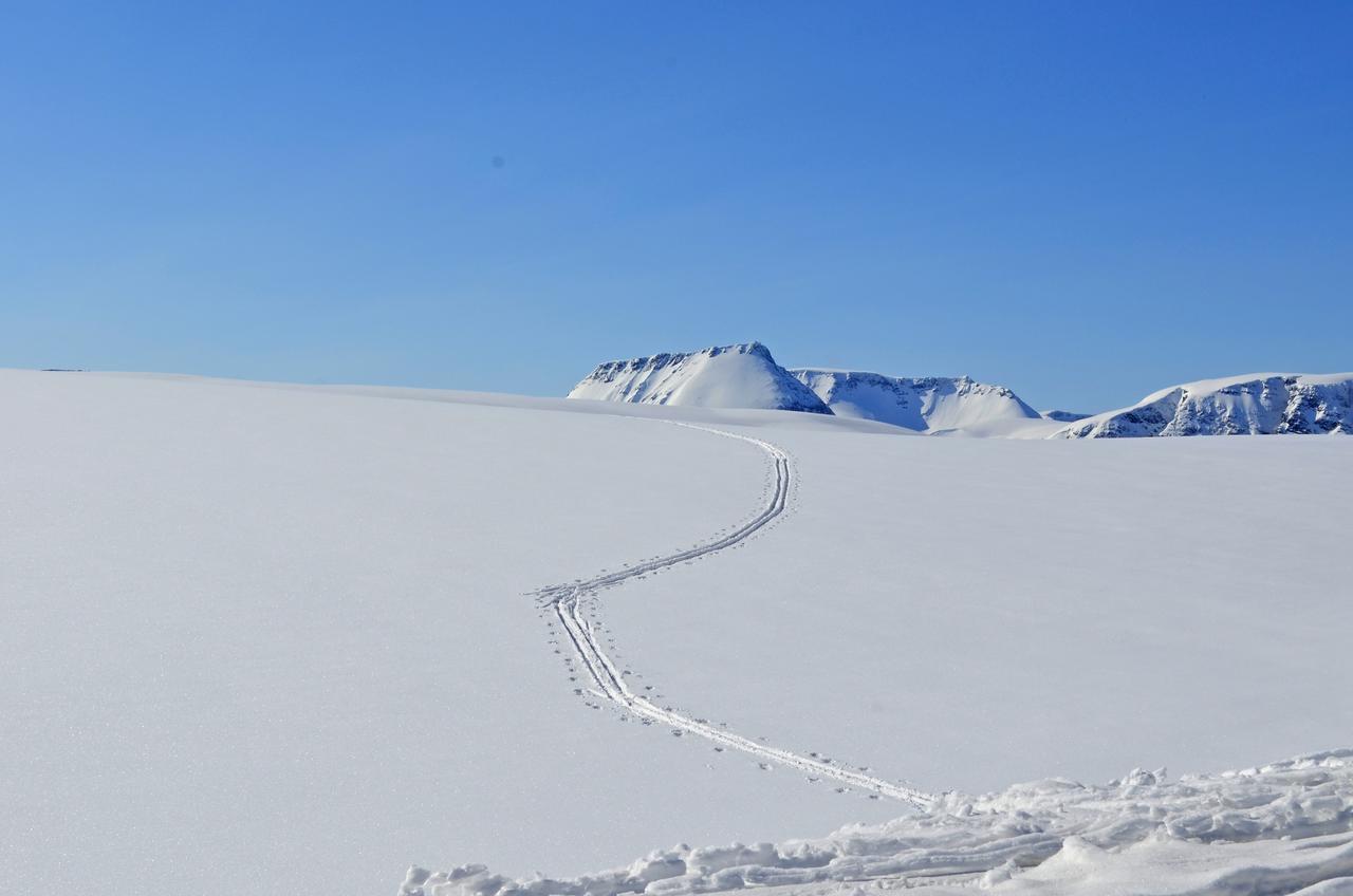 Gildetun Hotel Kvaenangsfjellet ภายนอก รูปภาพ